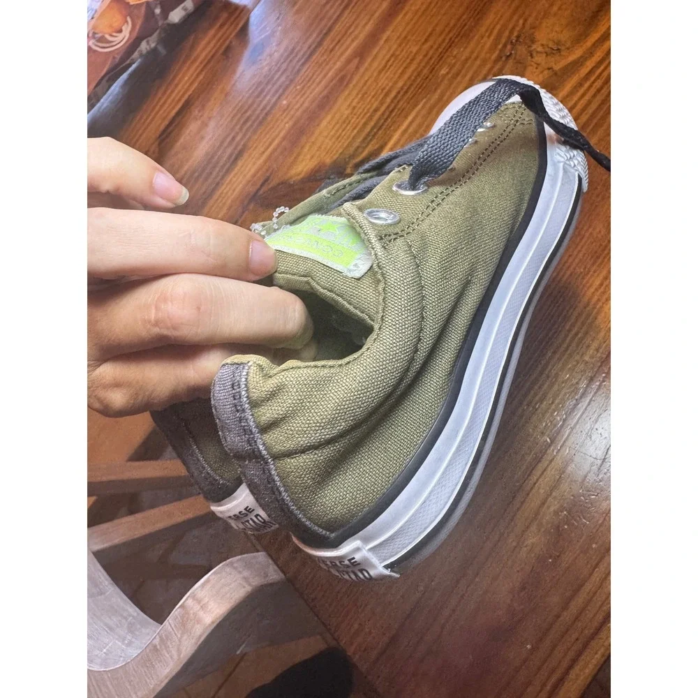 Converse Chuck Taylor All Star Low Top Olive Green Neon Junior Size 1 661892F